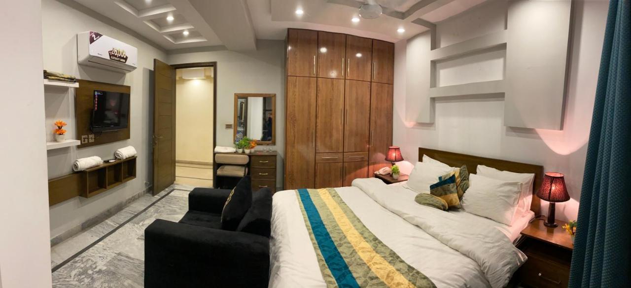 Hotel Holiday Lahore Exterior foto